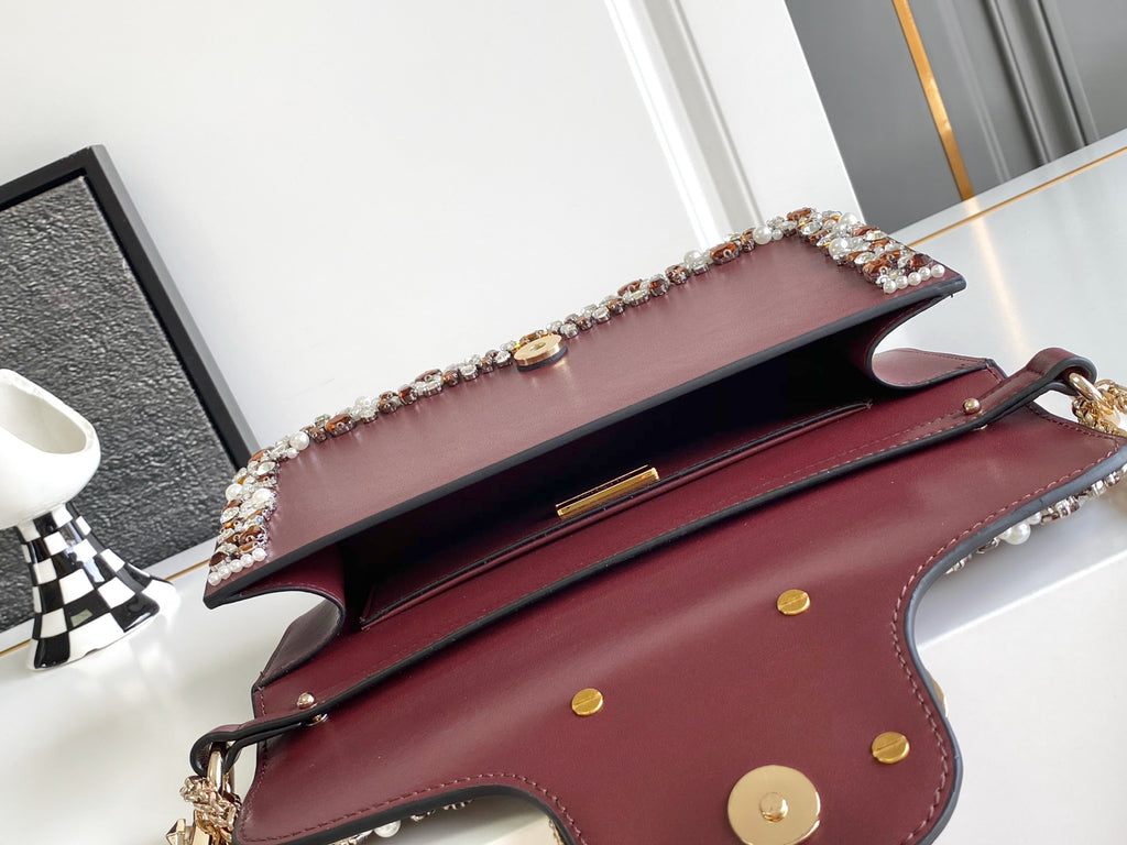B1P36A74 Popular leather bag
