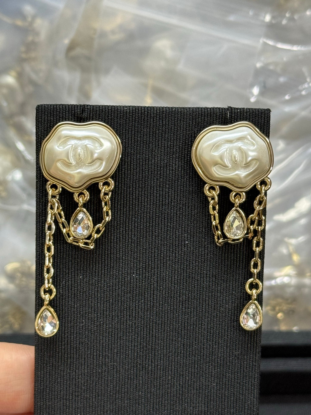 X1Z95C87E Popular Earrings
