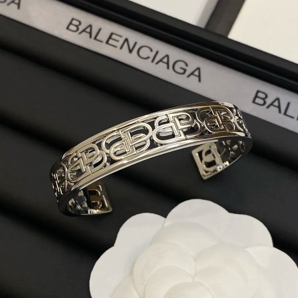 X1Z34J136K  Popular Bracelets