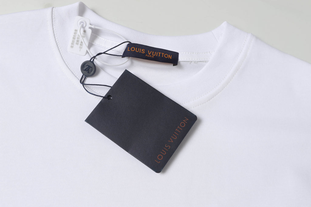U1R45E145 Popular T-shirt