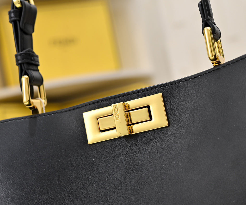 B1P36F98 Popular leather bag