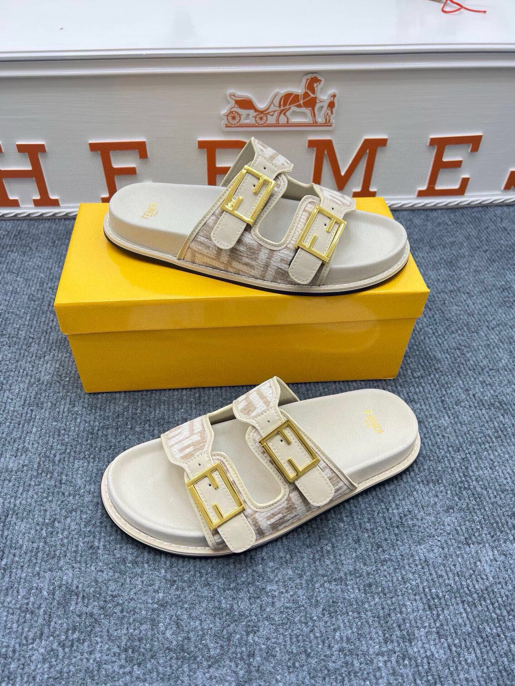 Z5ZF38 Popular slippers