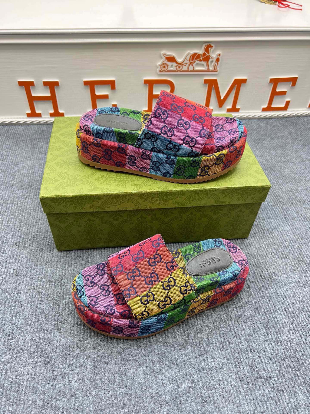 Z5ZB122 Popular slippers  Sole thickness 5.5cm