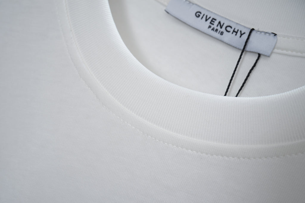 U1R86GV8 Popular T-shirts