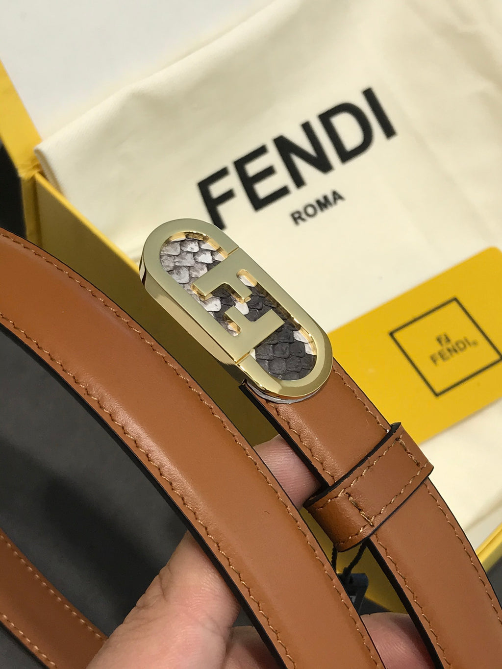 P1Q64F76 Popular  High quality belt With full package