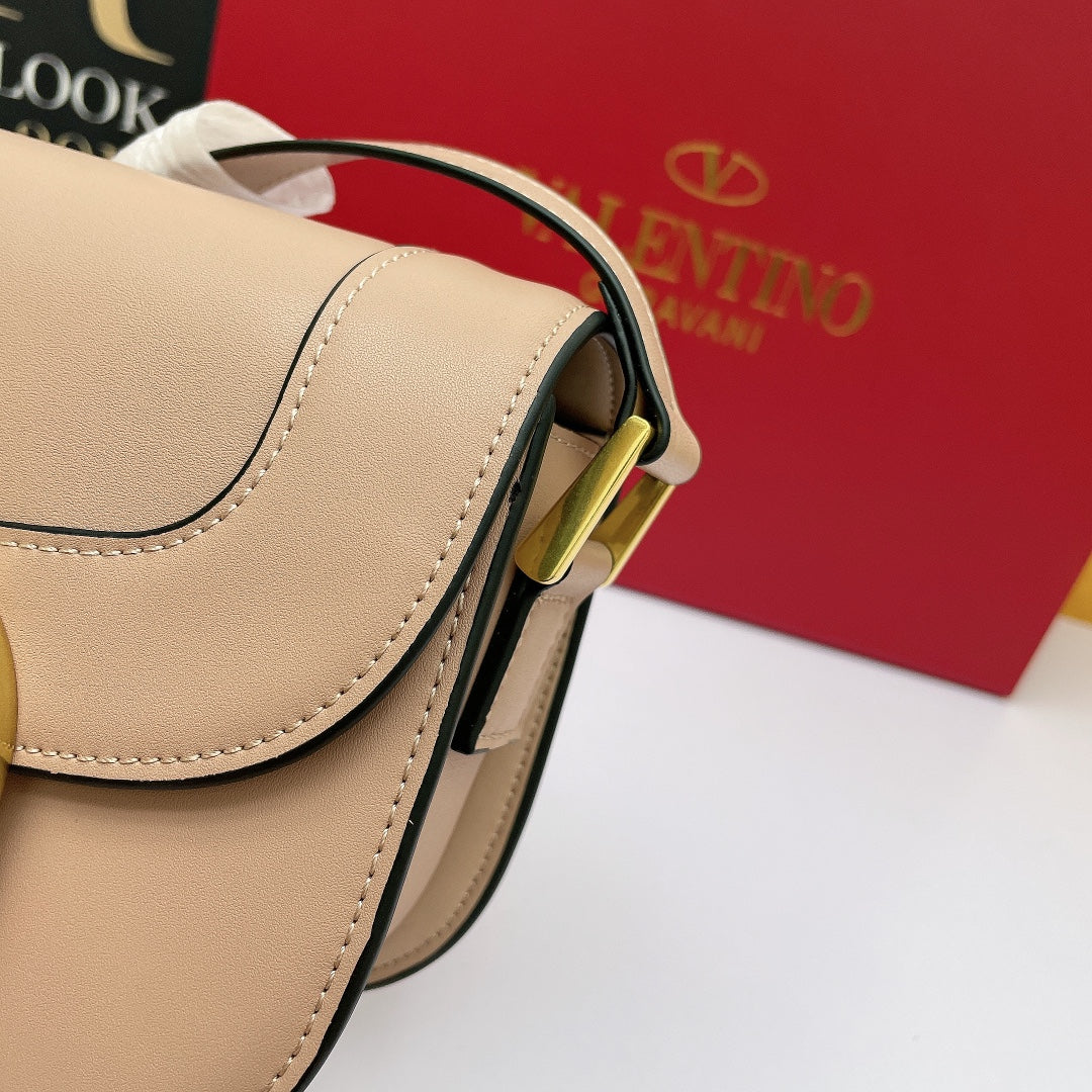 B5X111VL45 Popular  leather bag 