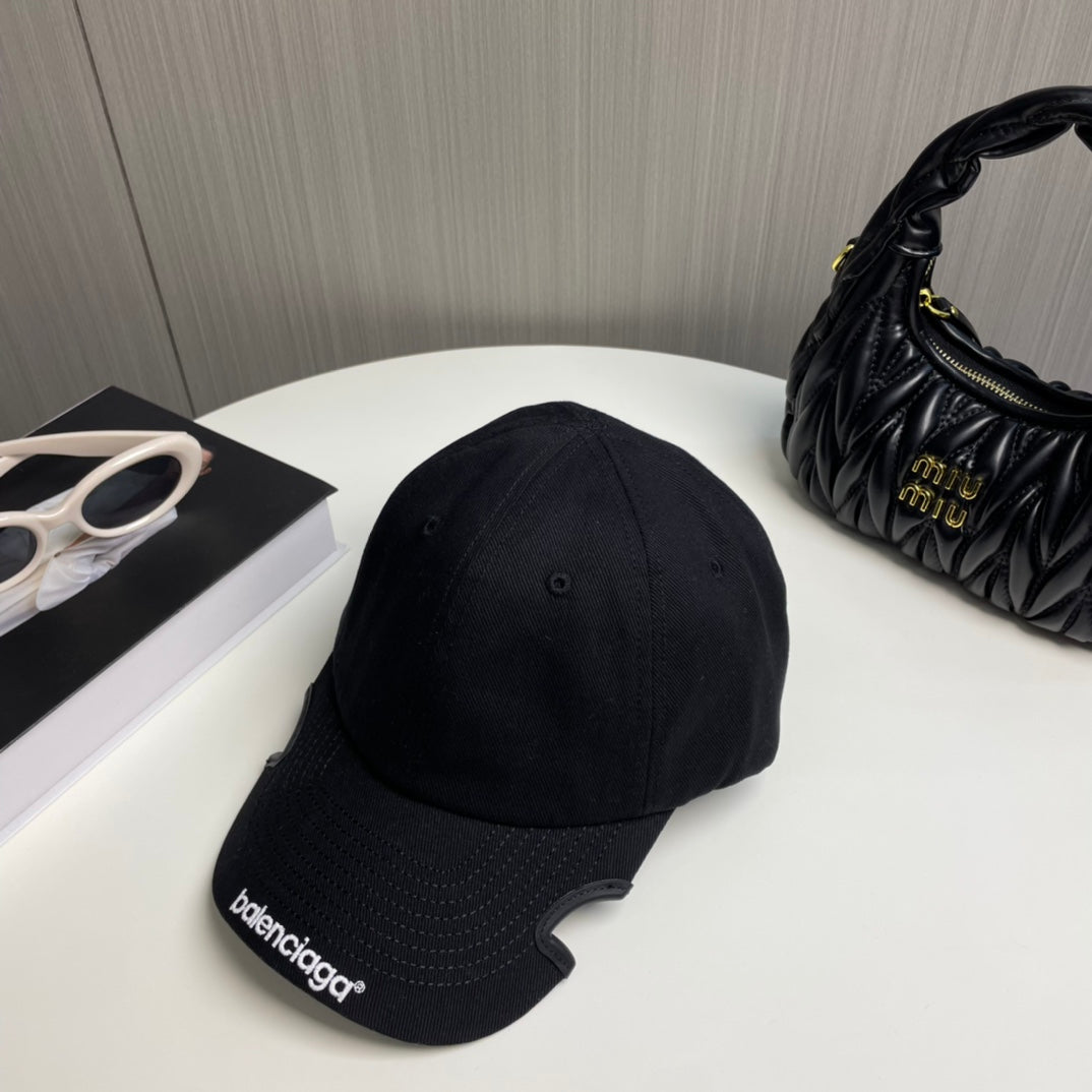 M1Z25J513 Popular  hats