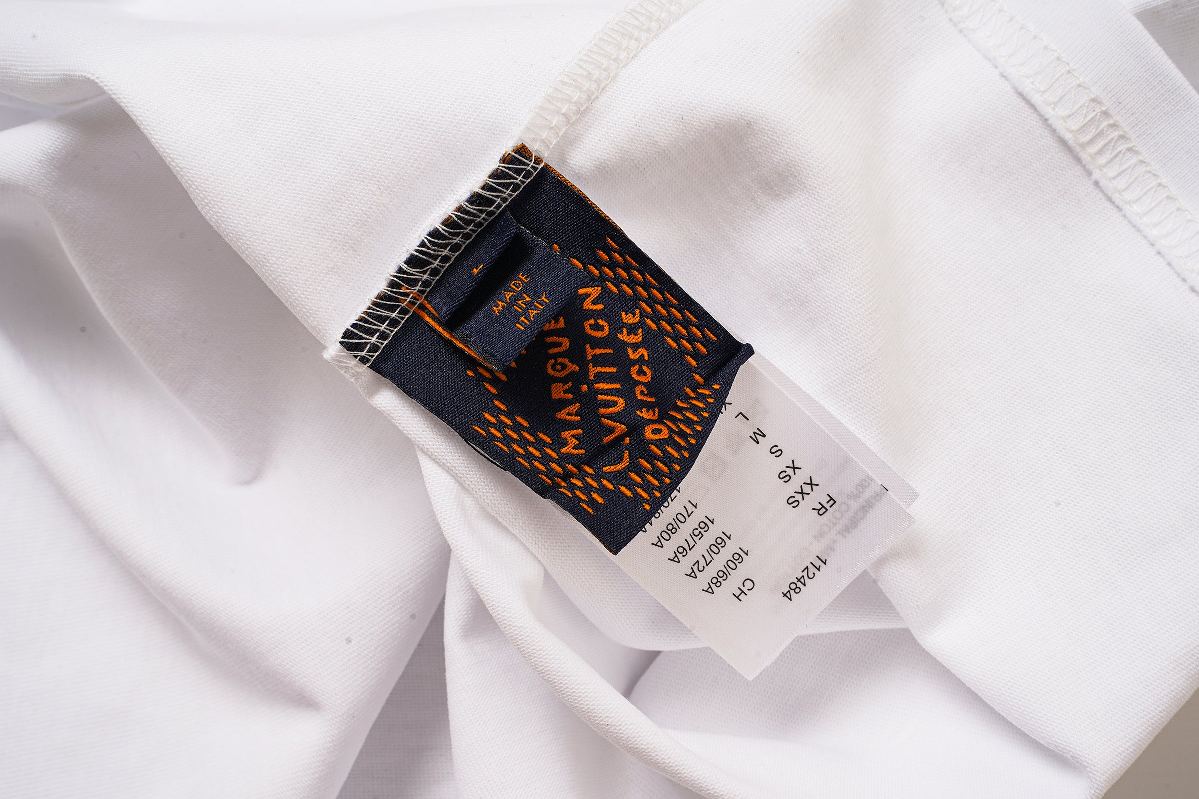 U1R76E15 Popular T-shirts