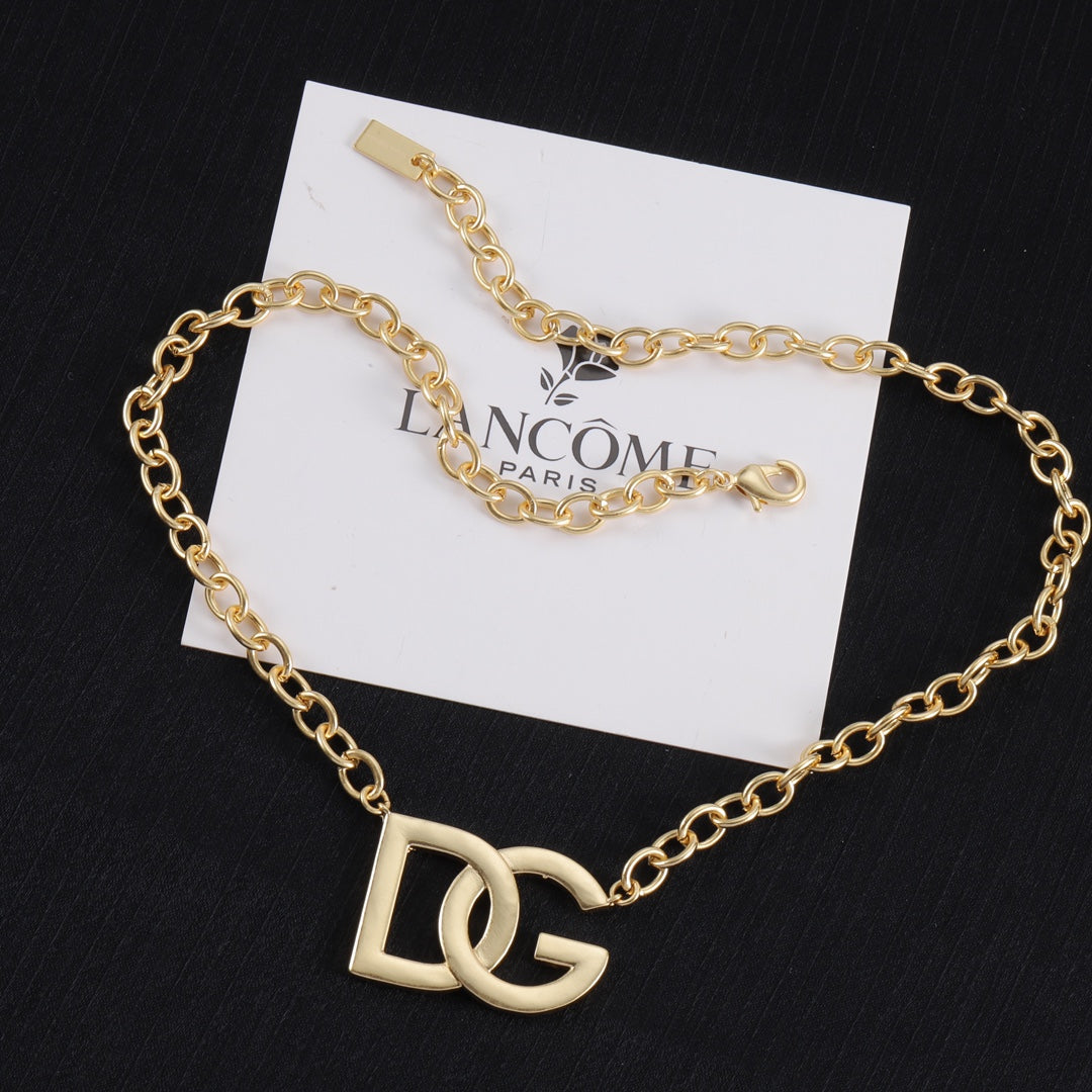 X1N45A6X Popular   Necklaces