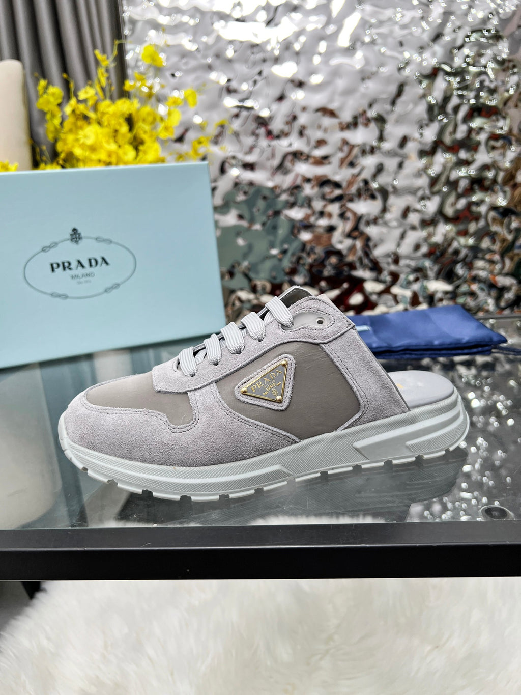 Z2Q95P96 Popular high-quality shoes