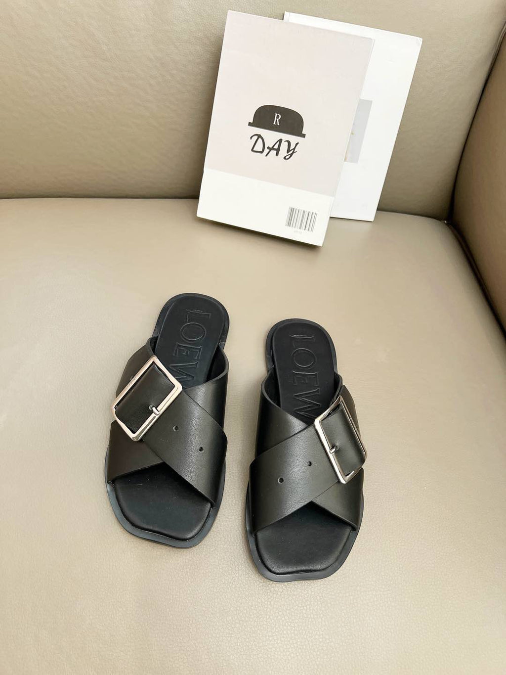 Z2R66A19 Popular high-quality leather shoes