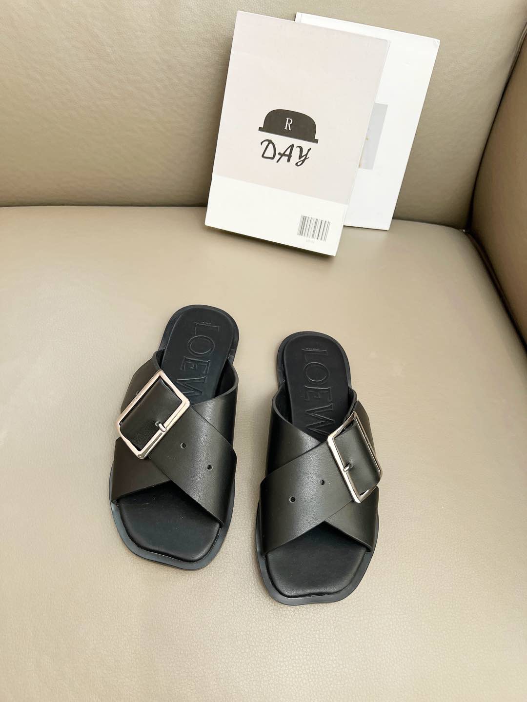 Z2R66A19 Popular high-quality leather shoes