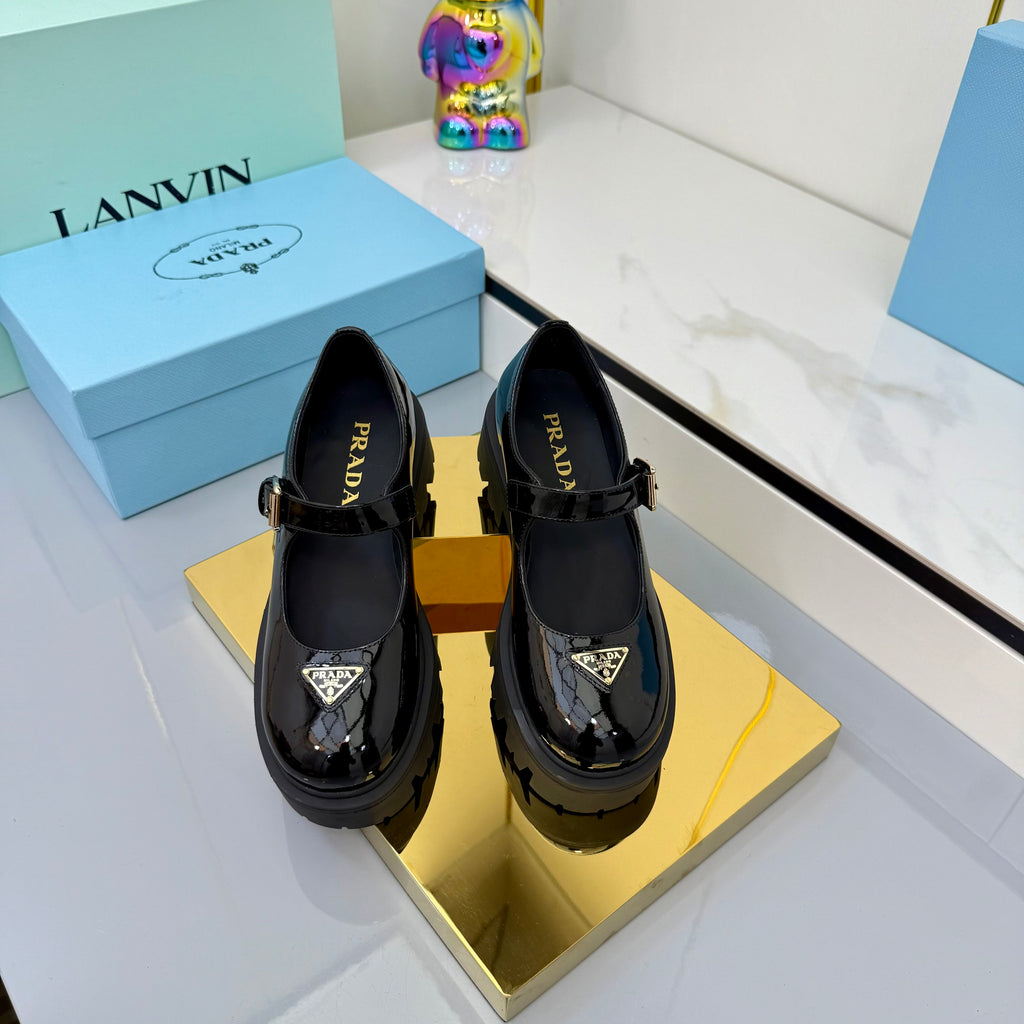 Z2Q105P308 Popular high-quality Shoes