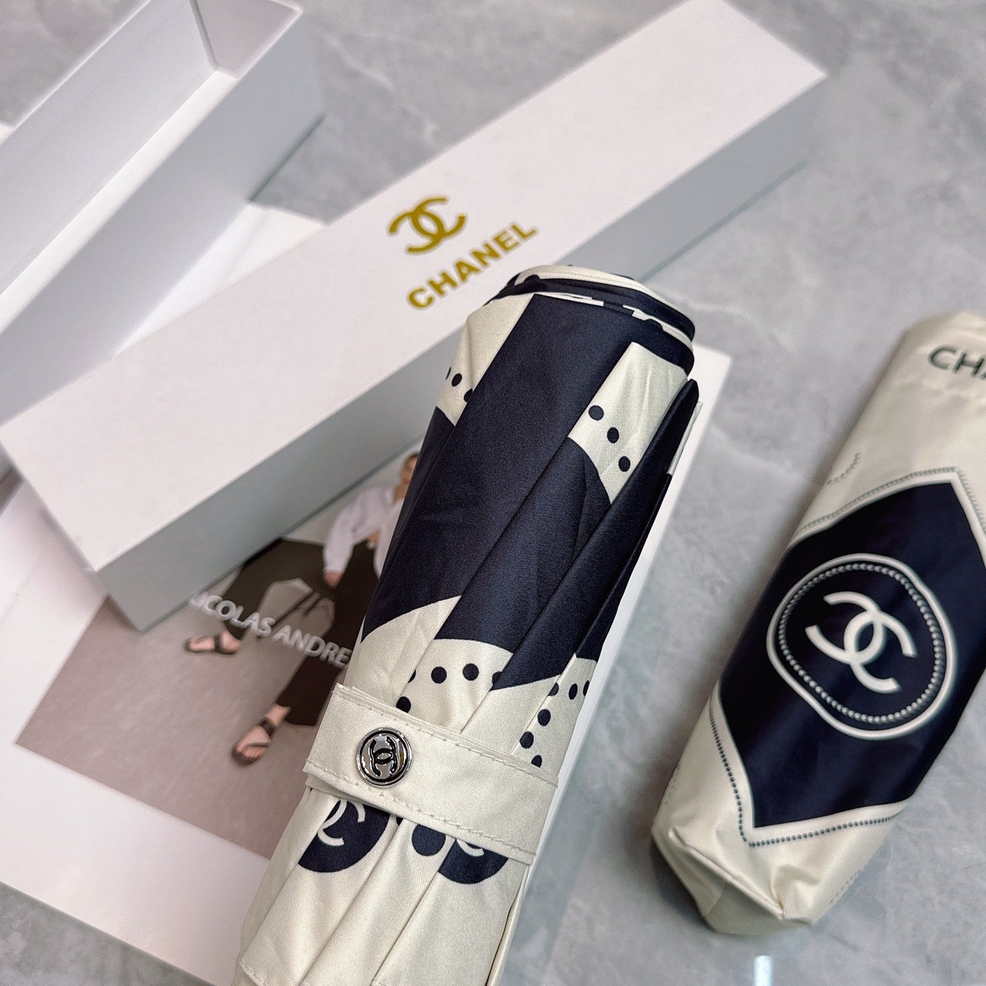 J1R85C45 Popular UV resistant umbrella