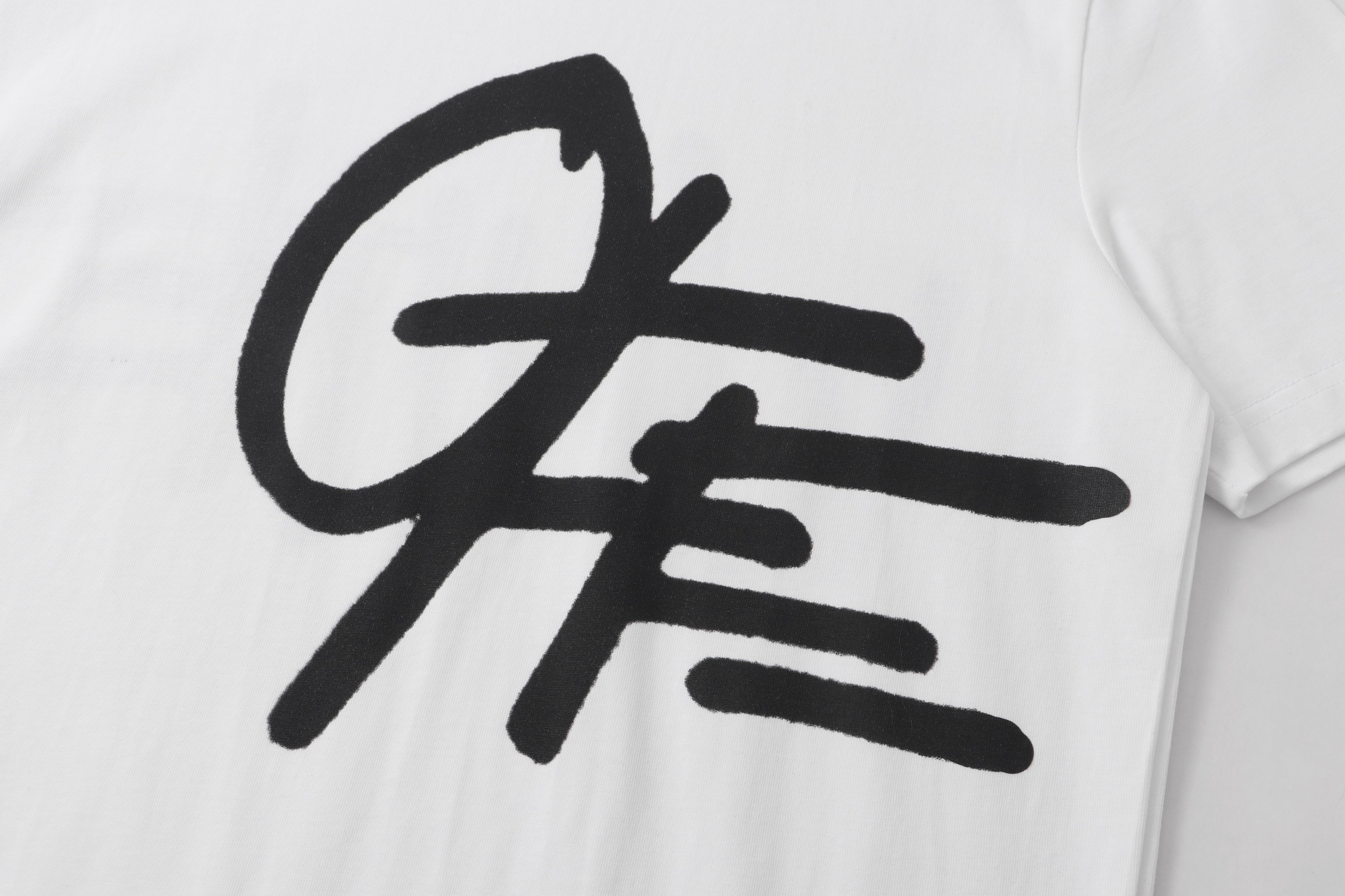U1P36A4 Popular T-shirts
