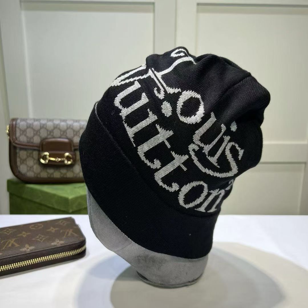 M1R86E89 Popular hats
