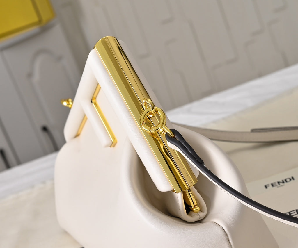B1N46F8 Popular leather bag