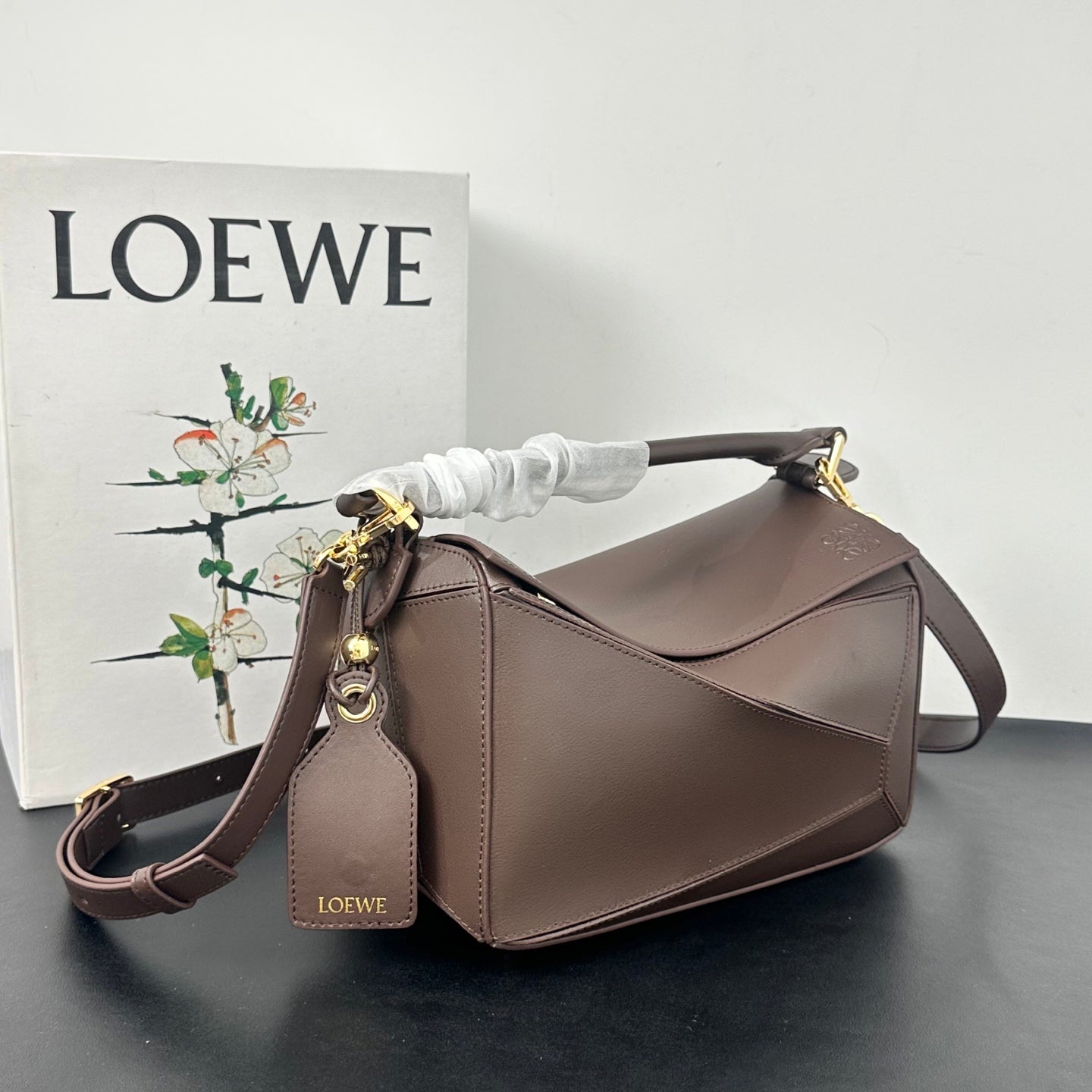 B1R46A9 Popular leather bag