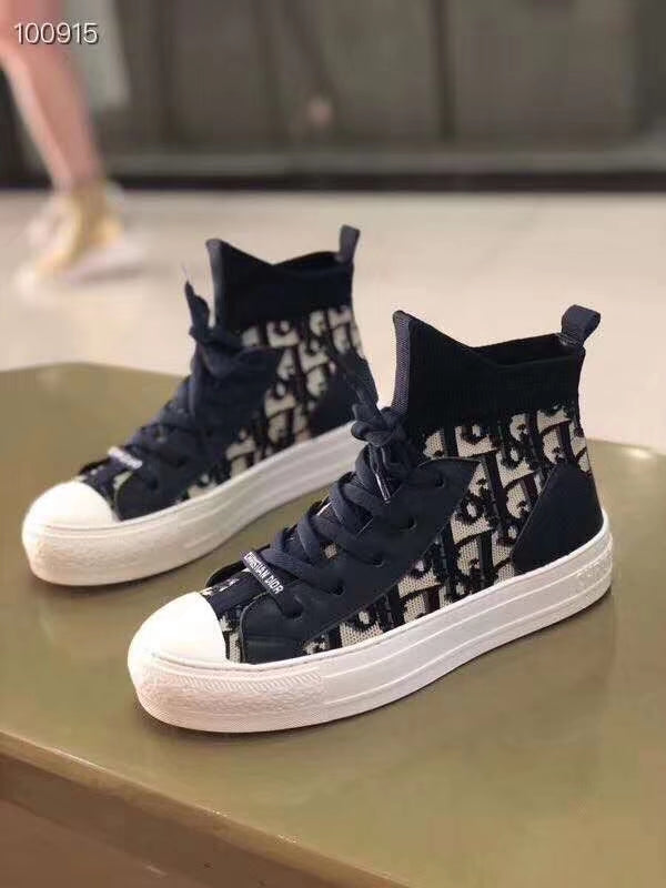 Z2Q105D425 Popular high-quality Shoes