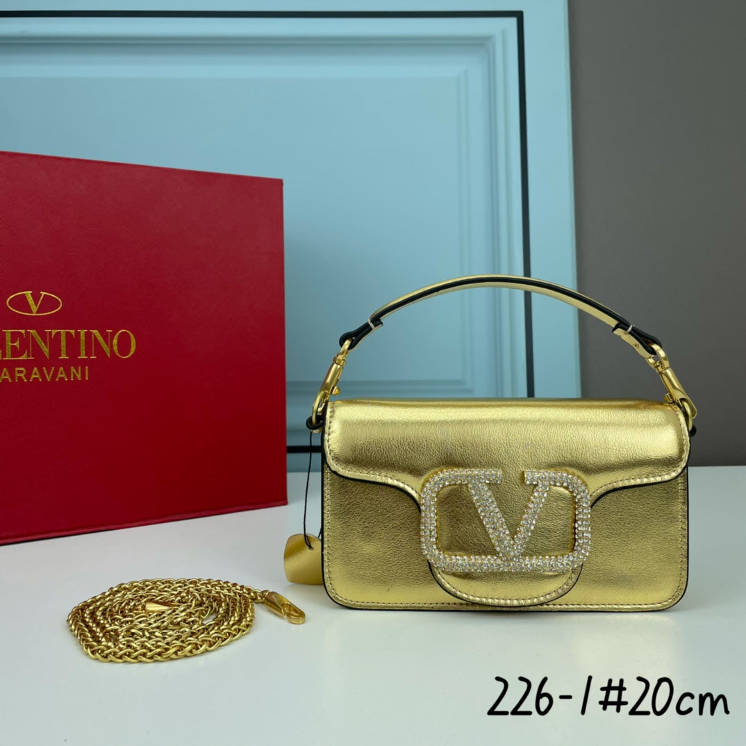 B1W35VL114 Popular  leather bag