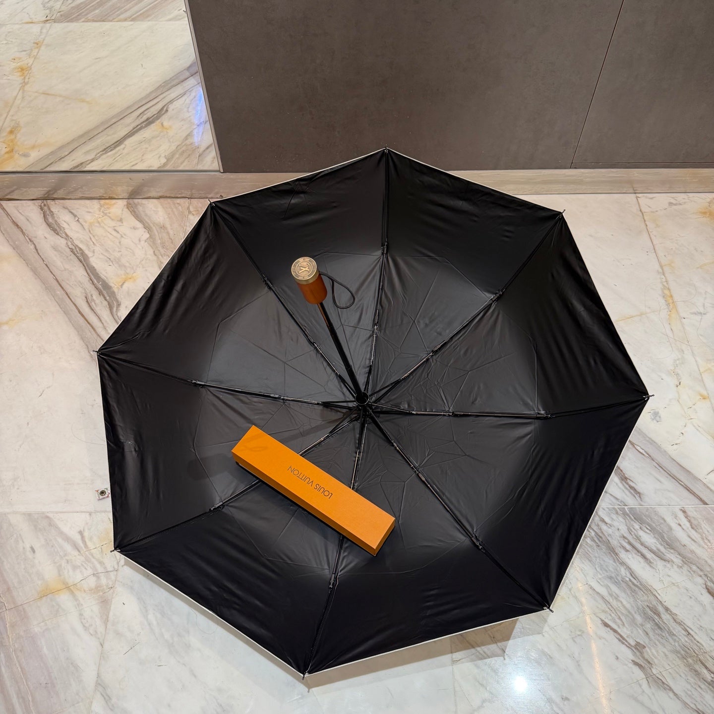 J1N46E7 Popular UV resistant umbrella