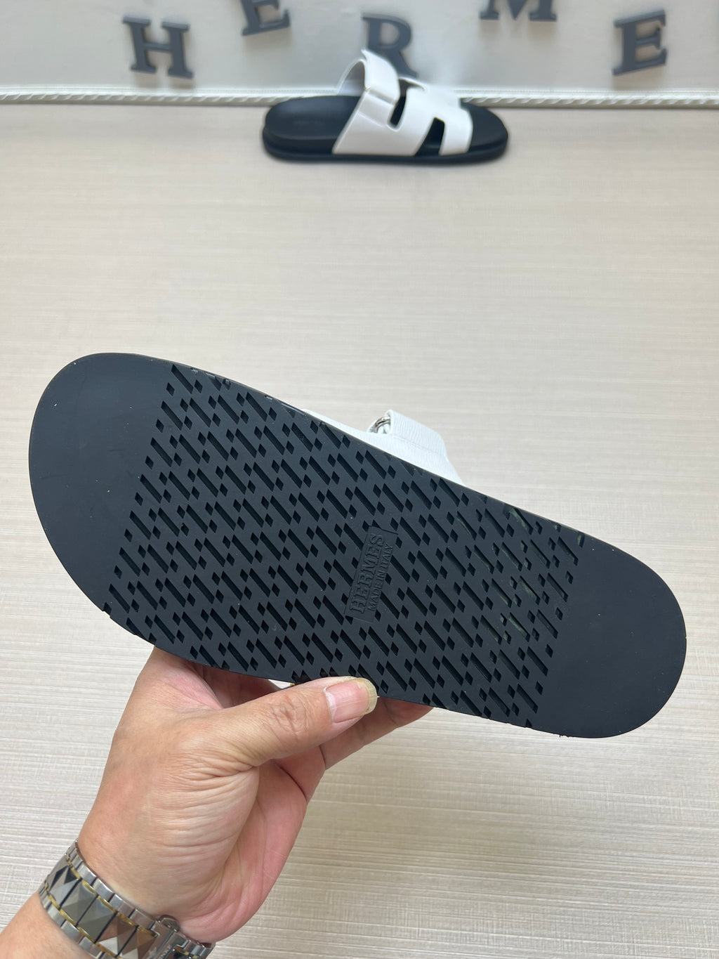 Z5R35H6  Popular Slippers shoes