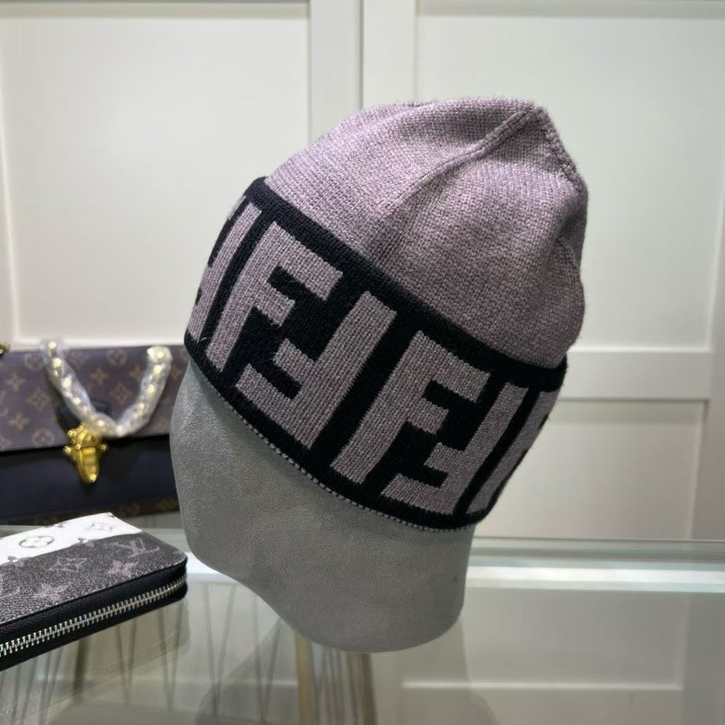 M1R86F79 Popular hats