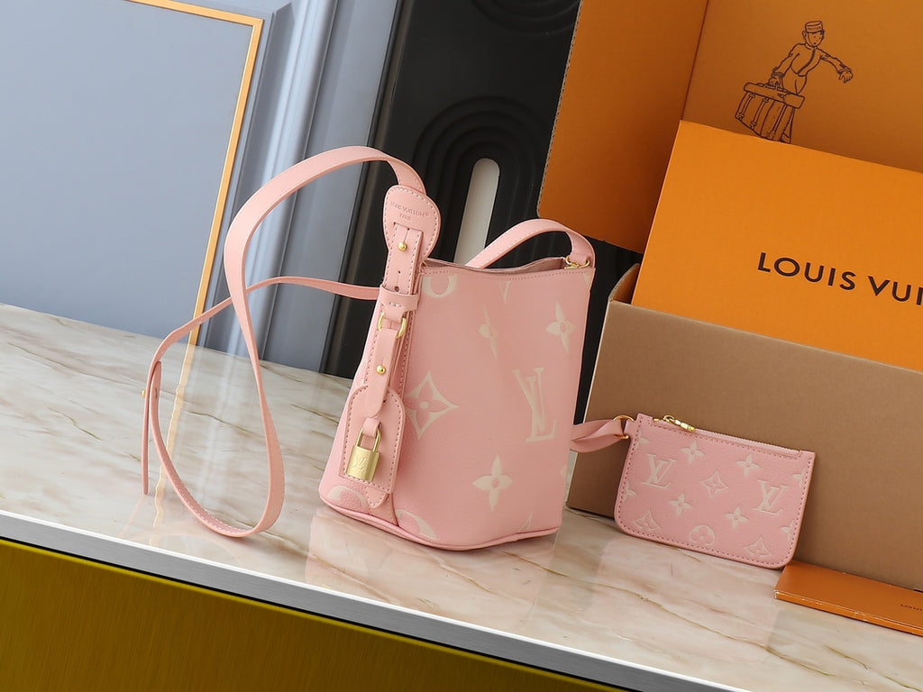 B12W15E3 Popular  leather bag