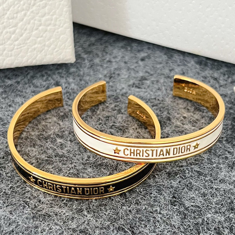 X1B82D240K  Popular Bracelets