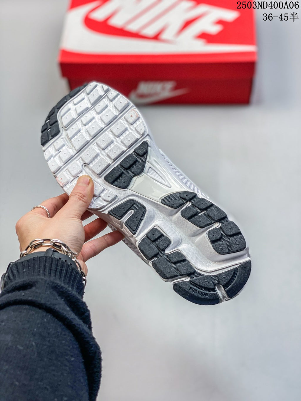 Z4Z35A69 Popular shoes (No box)