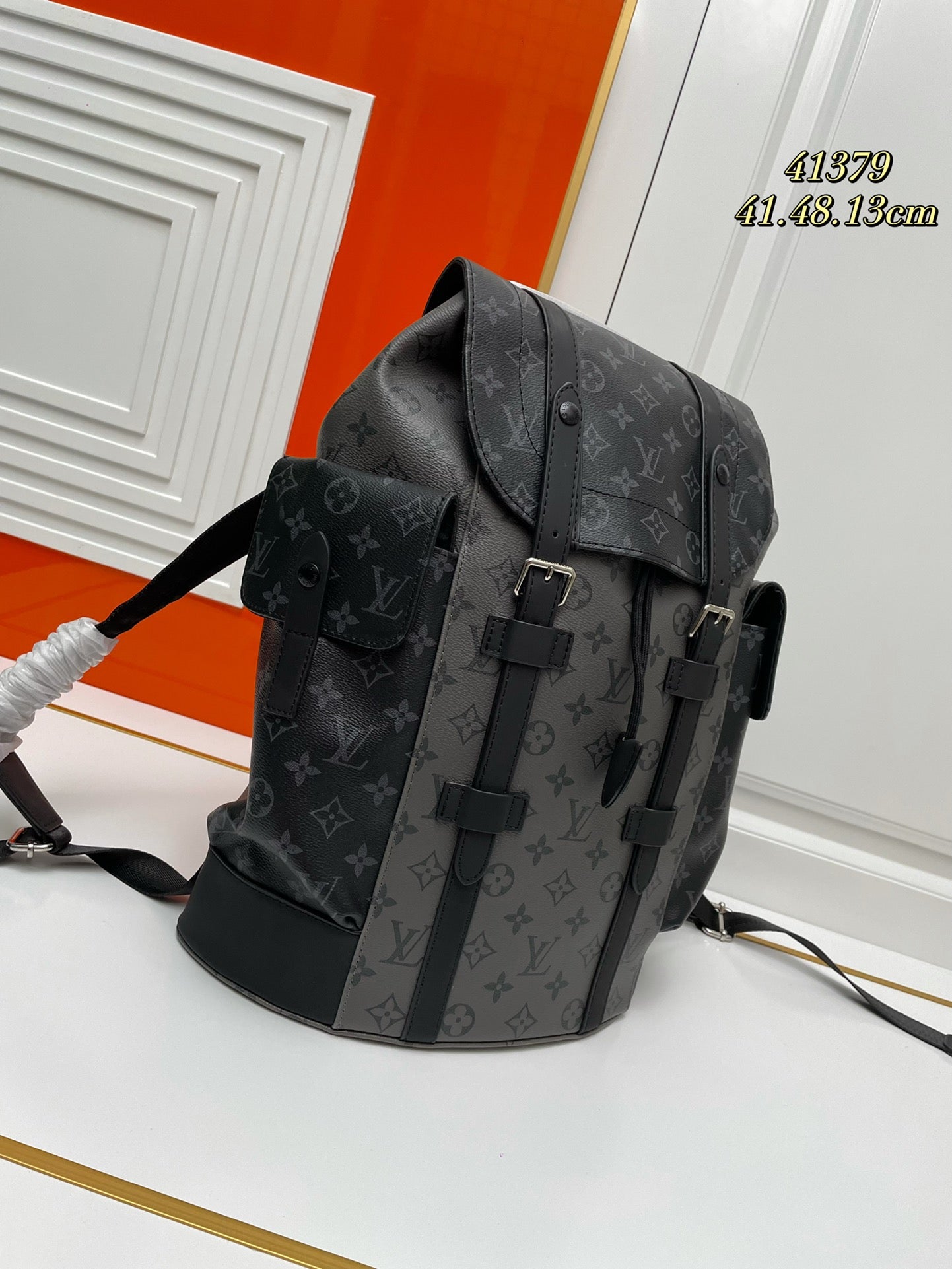 B1W15E68 Popular  leather Backpacks