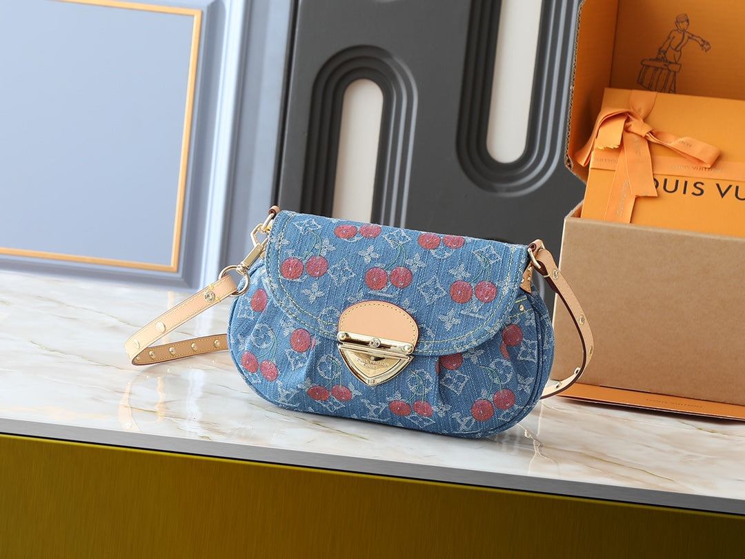 B1N165B118 Popular    bag