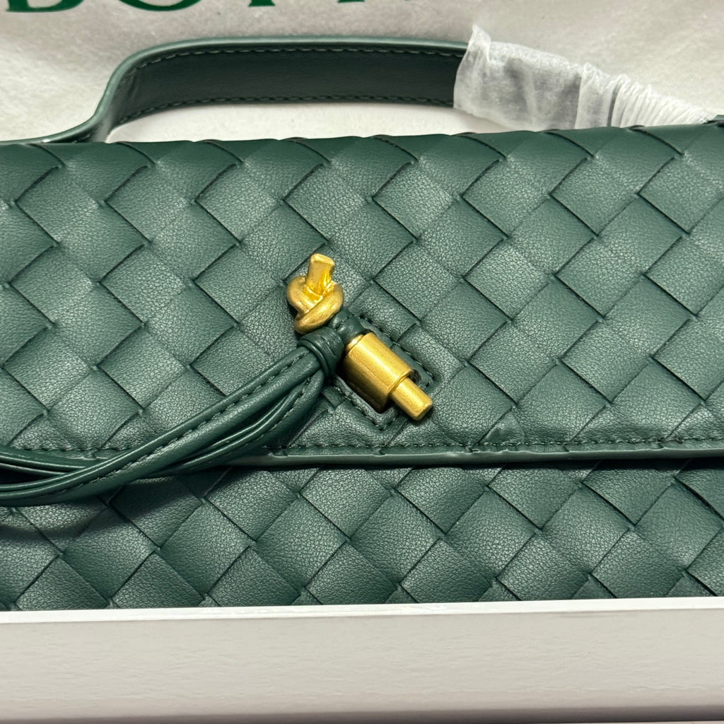 B1X44A380 Popular  leather bag 