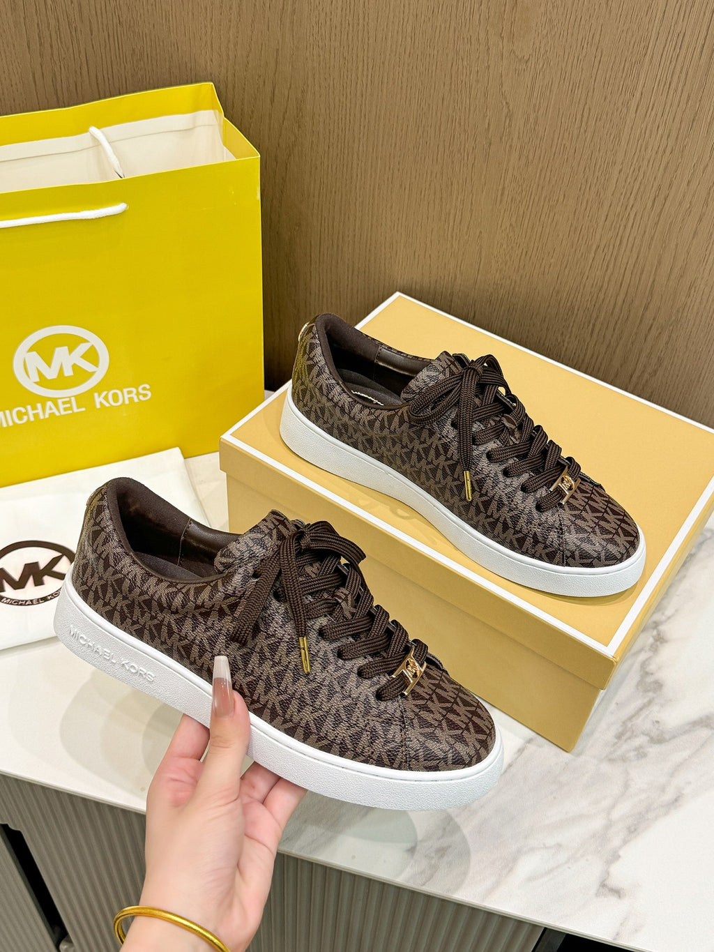 Z2Z85A48 Popular high-quality shoes
