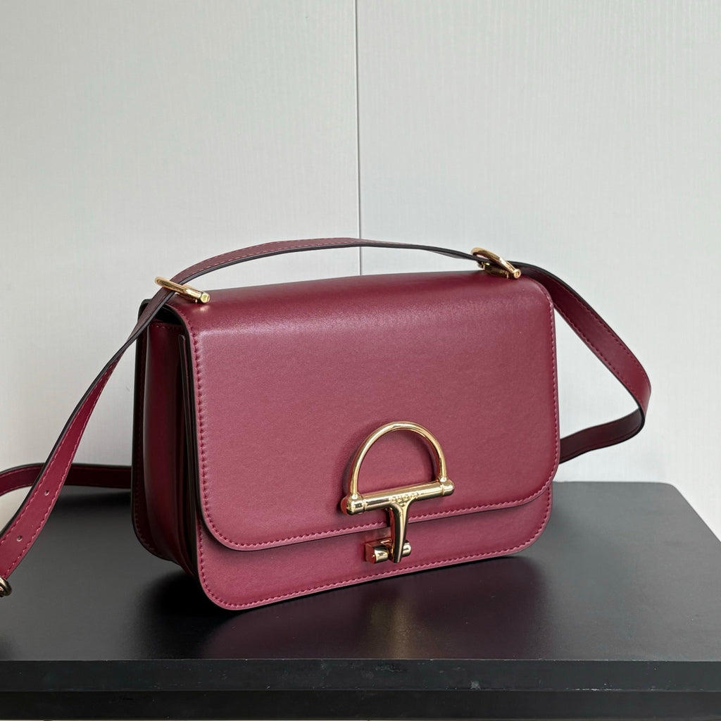 B1P36B110 Popular leather bag