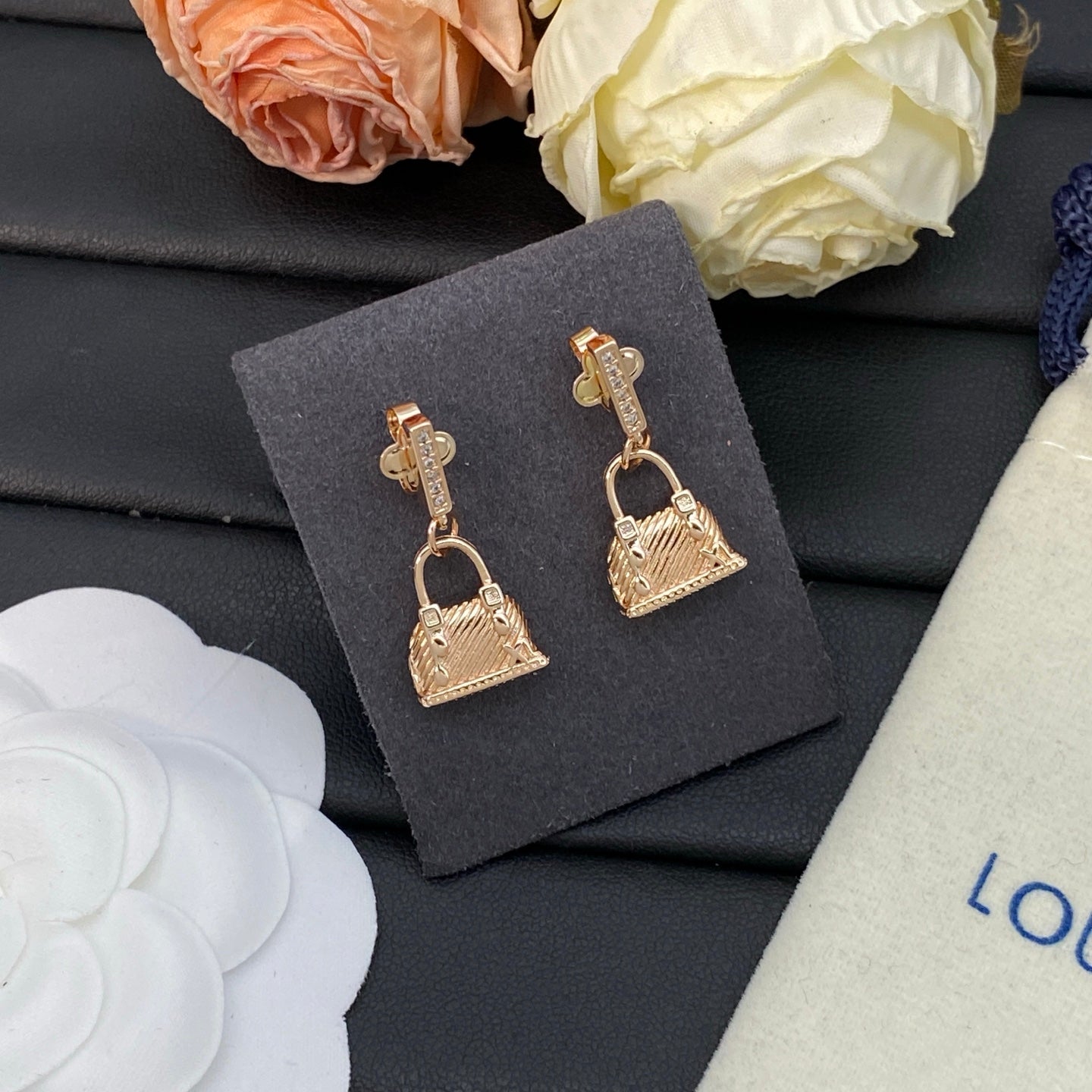 X1Z95E67E Popular Earrings