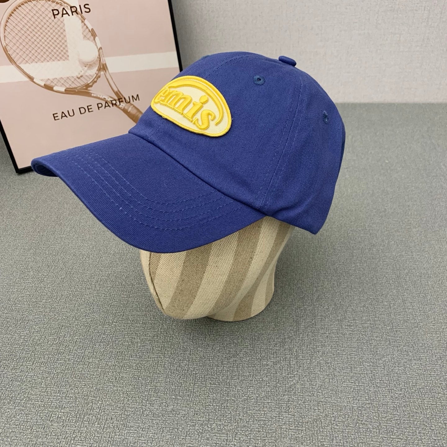 M1P45A569 Popular  hats
