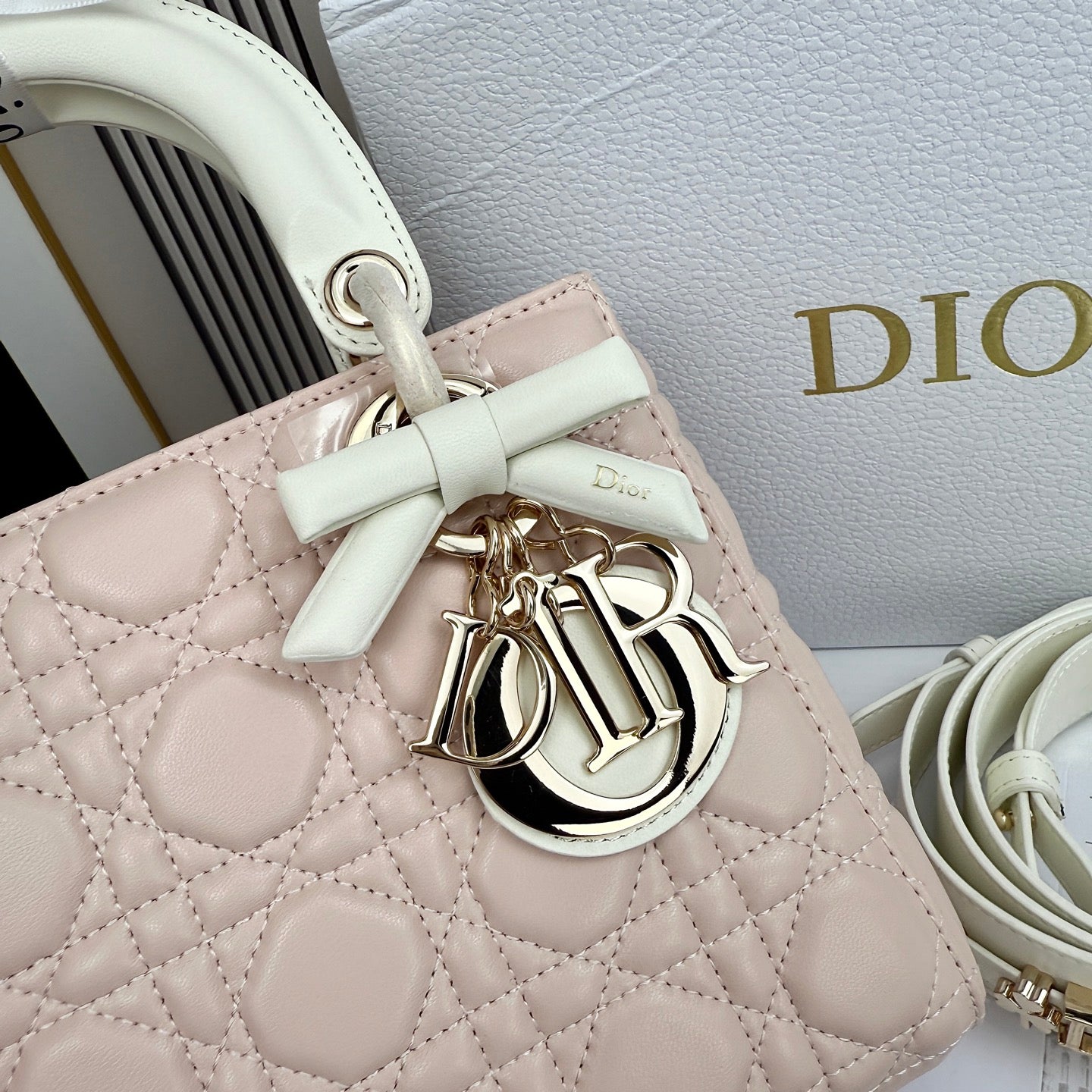 B1N36D24 Popular leather Purse bag