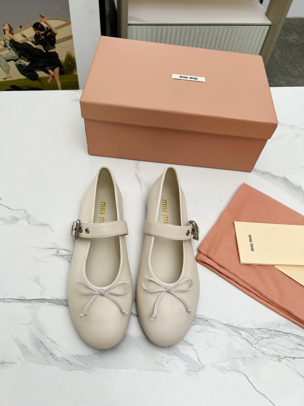 Z2Q95A90 Popular high-quality leather shoes