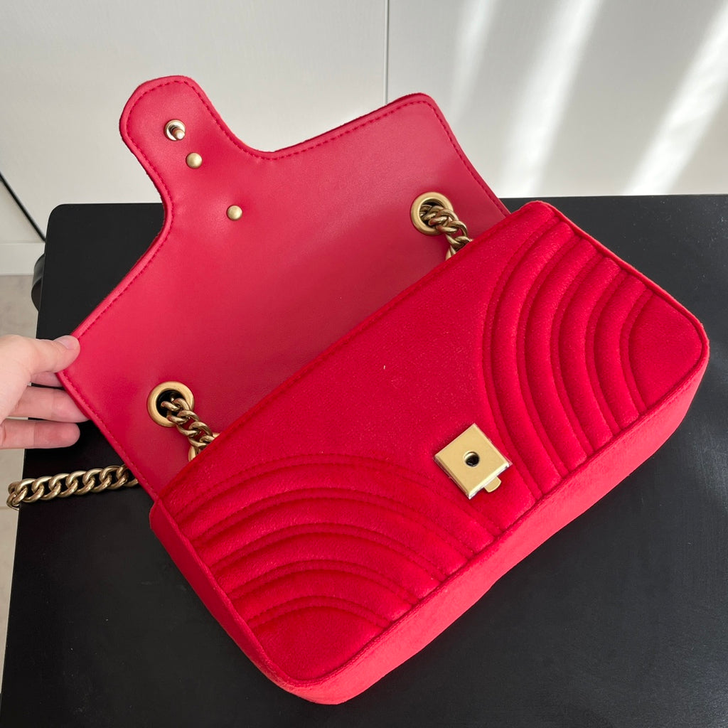 B1P36B66 Popular leather bag