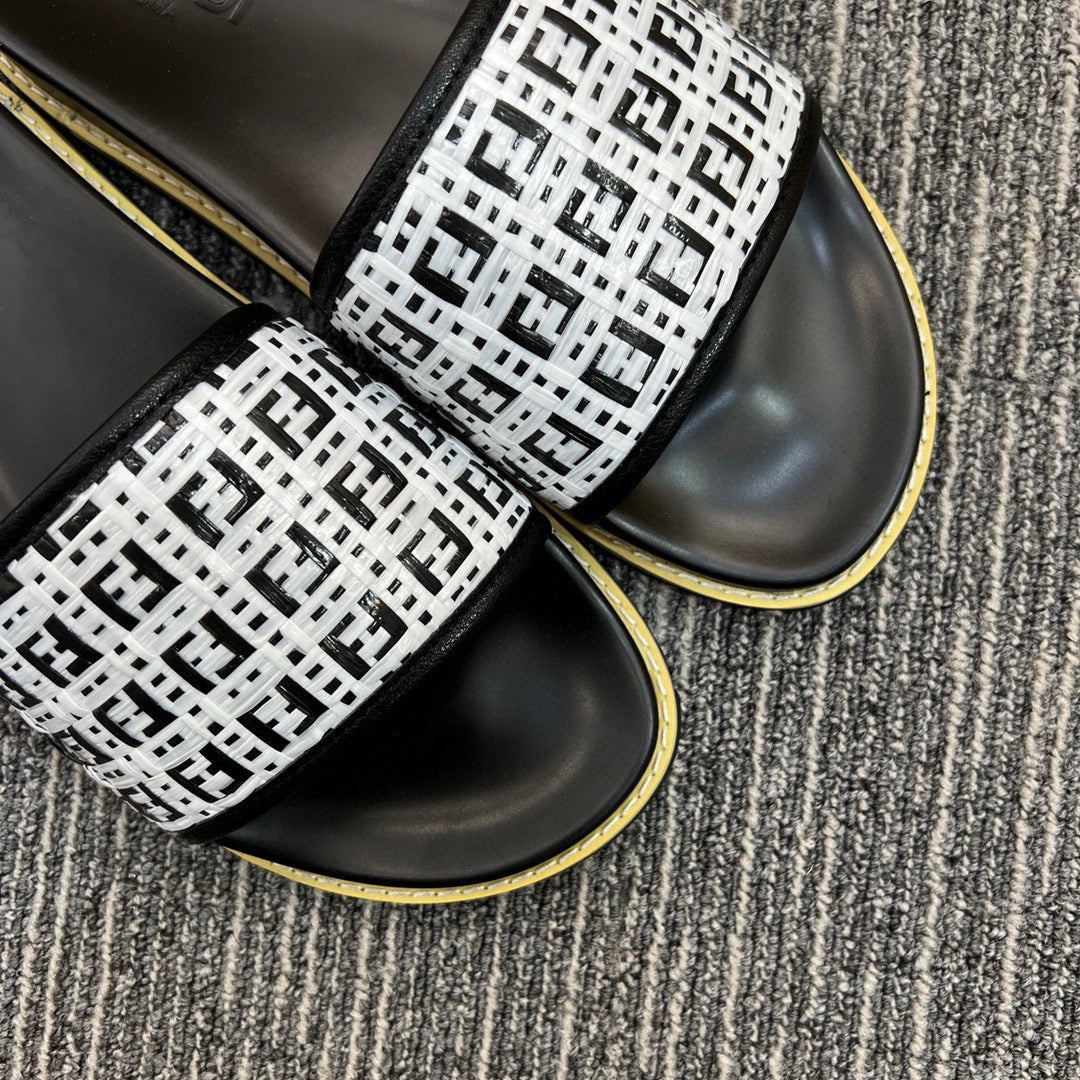 Z5XF104 Popular Slippers