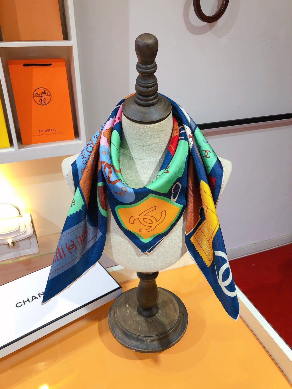 W1Z25C176  Popular Silk Scarve