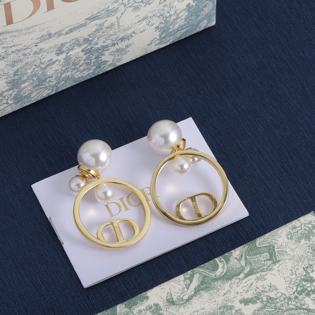 X1Z94D945E Popular  Earrings