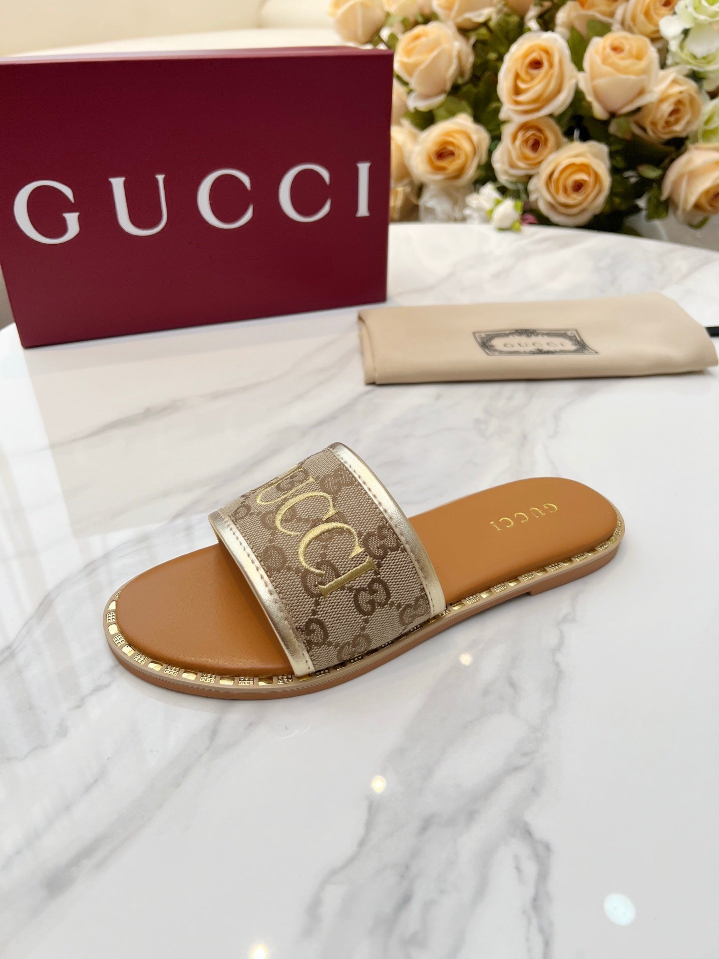 Z2Q55B29 Popular high-quality  Shoes