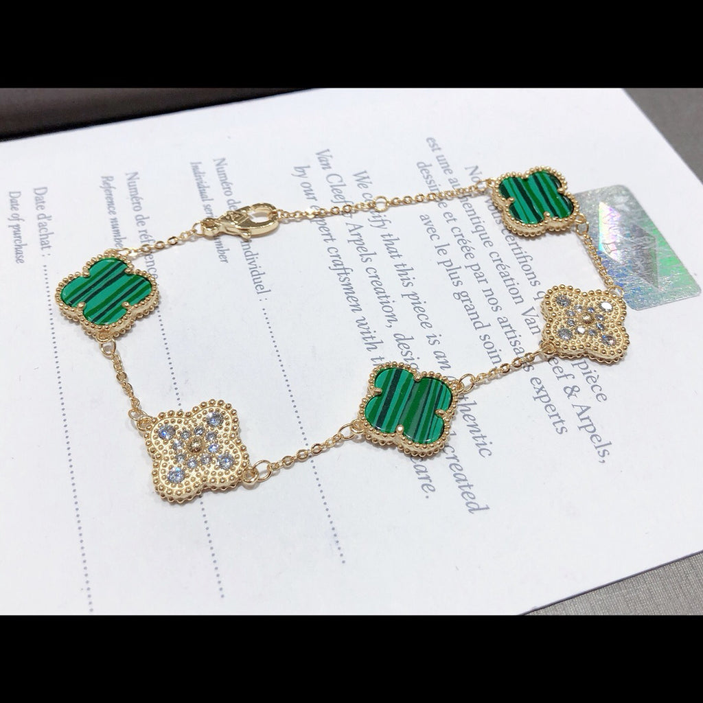 X5X53VA179K  Popular bracelets 5 flowers normal size1.5cm flower