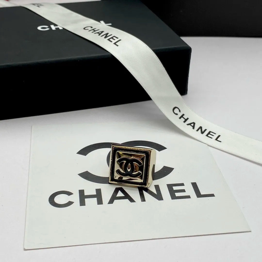 X1Z64C580J   Popular   Rings  and high quality Earrings