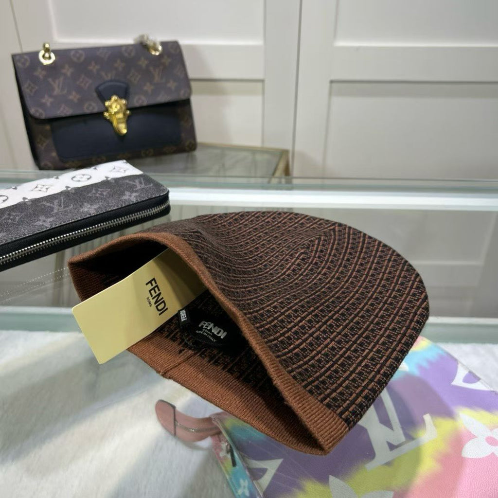 M1R86F27 Popular hats