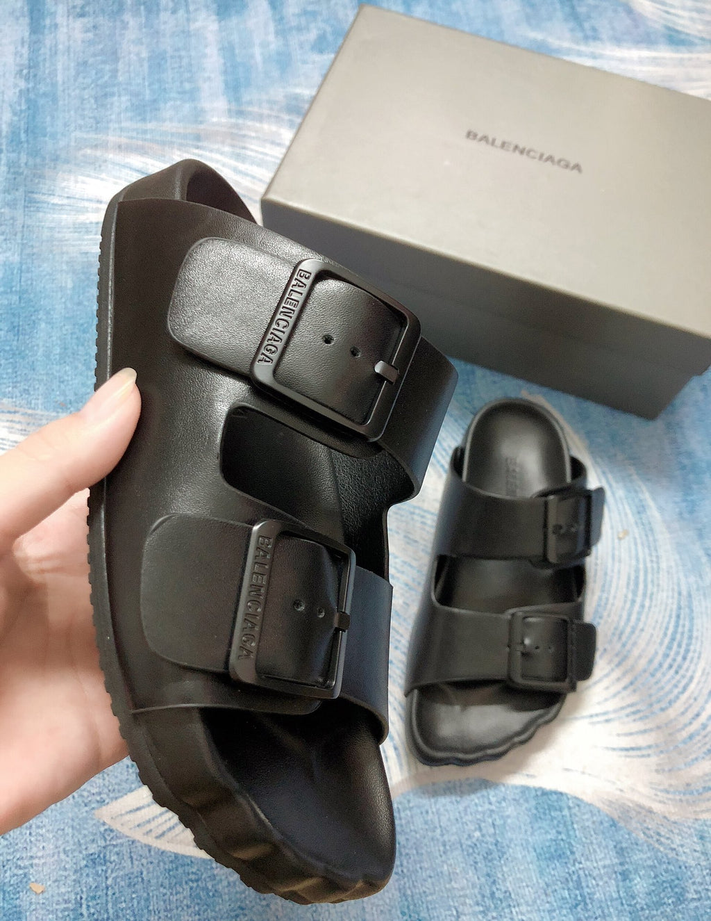 Z1Z54J193 Popular Slippers