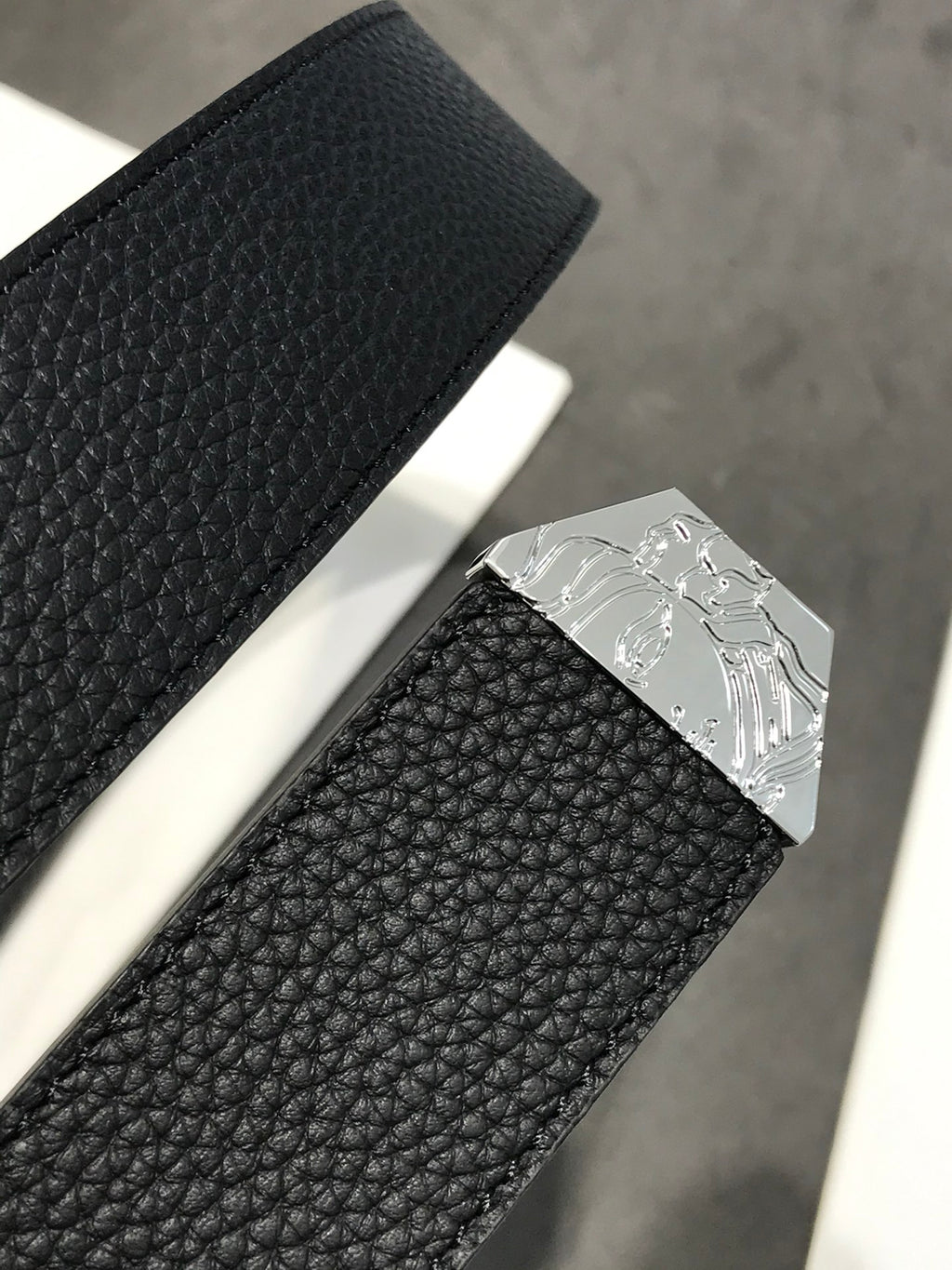 P1Q64V84 Popular  High quality belt With full package