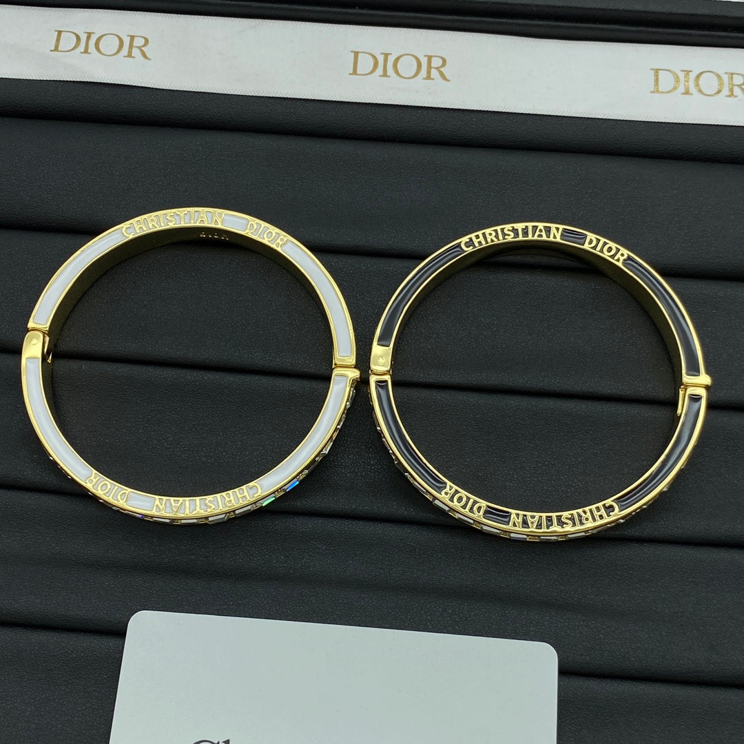 X1Q85D79K  Popular Bracelets